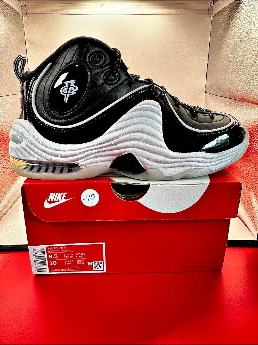 Nike Air Foamposite One Black & White US 8.5 Like New